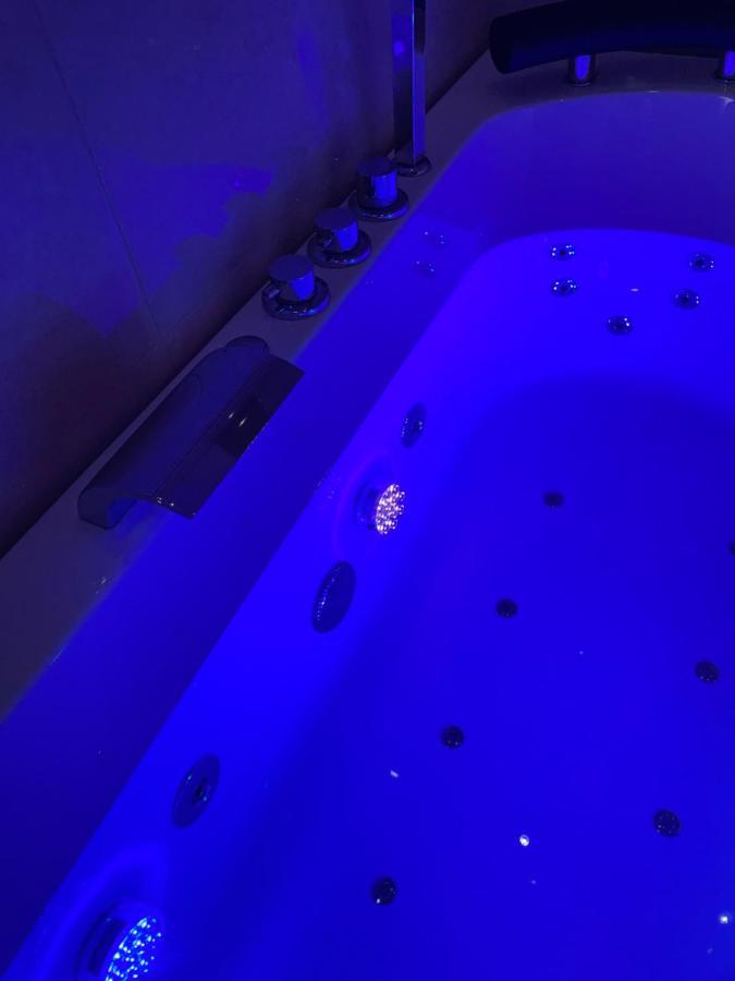 B&B La Reggia Di Rihanna Spa Caserta Exterior photo